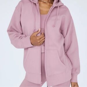 Aritzia TNA Boyfriend Zip Hoodie
